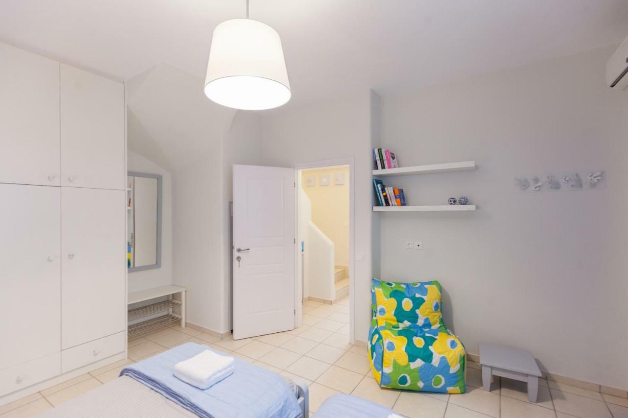 Villa Just Blue With Amazing Sea Views In Piso Livadi Exterior foto